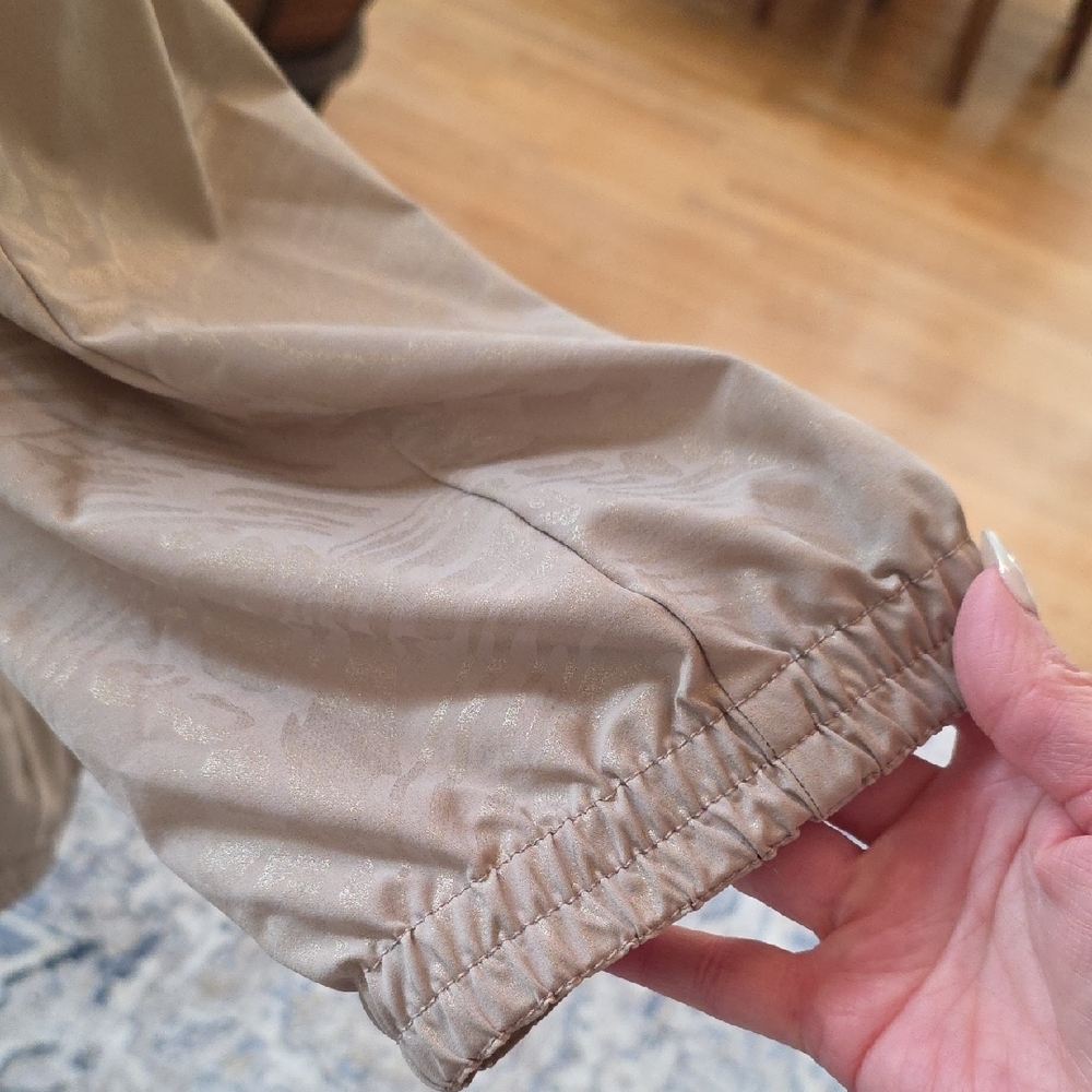 Chico's Beige Shimmer Animal Print Light Weight Jacket Plus Size - Picture 6 of 9